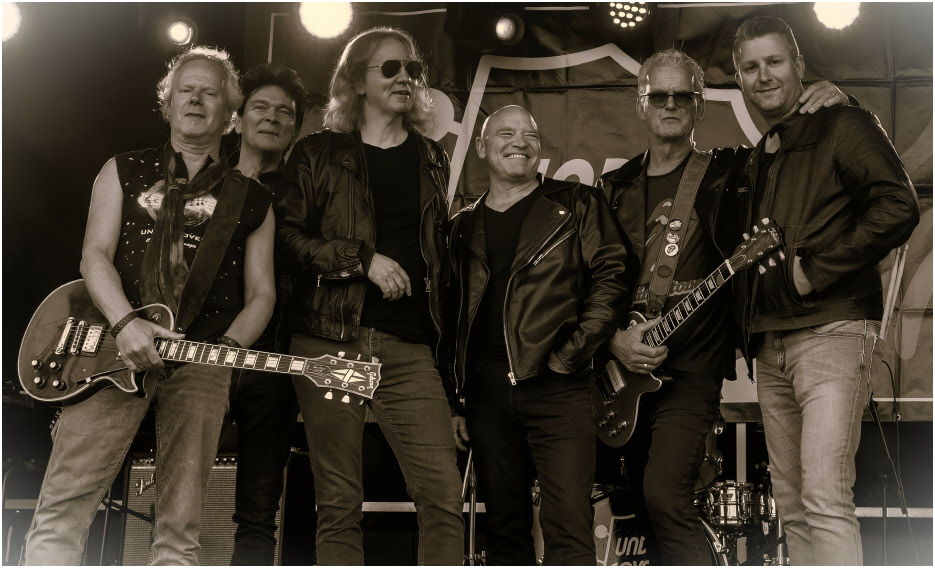 Rolling Stones tributeband UNDERCOVER neemt je mee op een muzikale reis met songs van 1962 tot heden